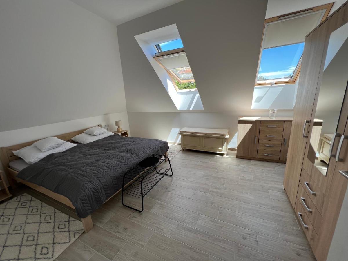 Janhaz Apartman Revfueloep Buitenkant foto