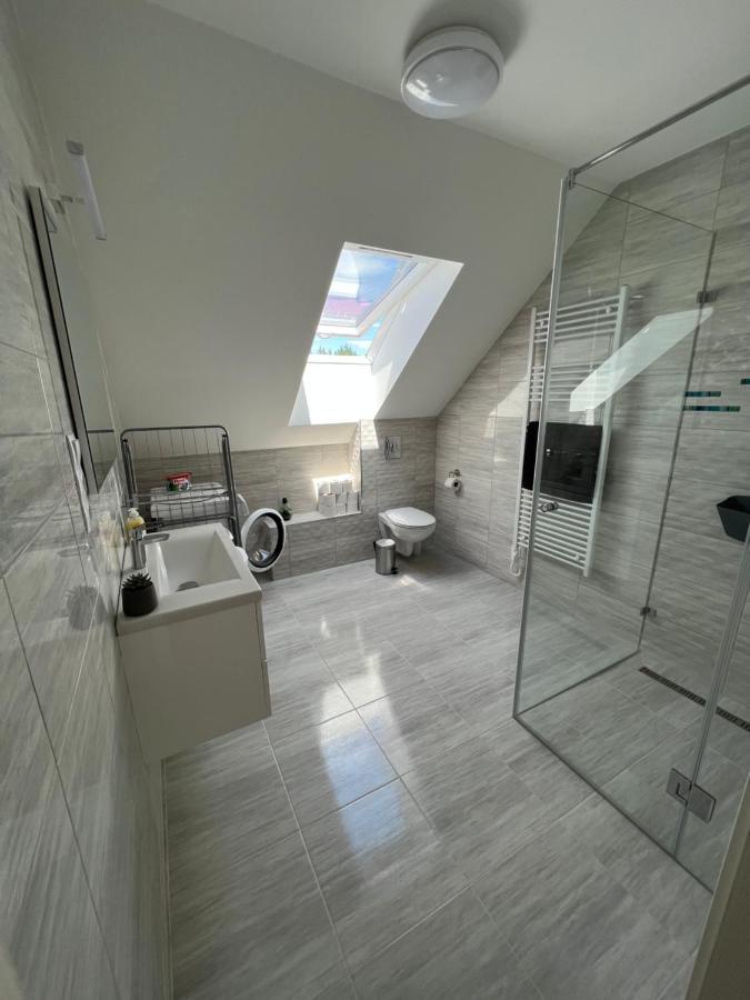 Janhaz Apartman Revfueloep Buitenkant foto
